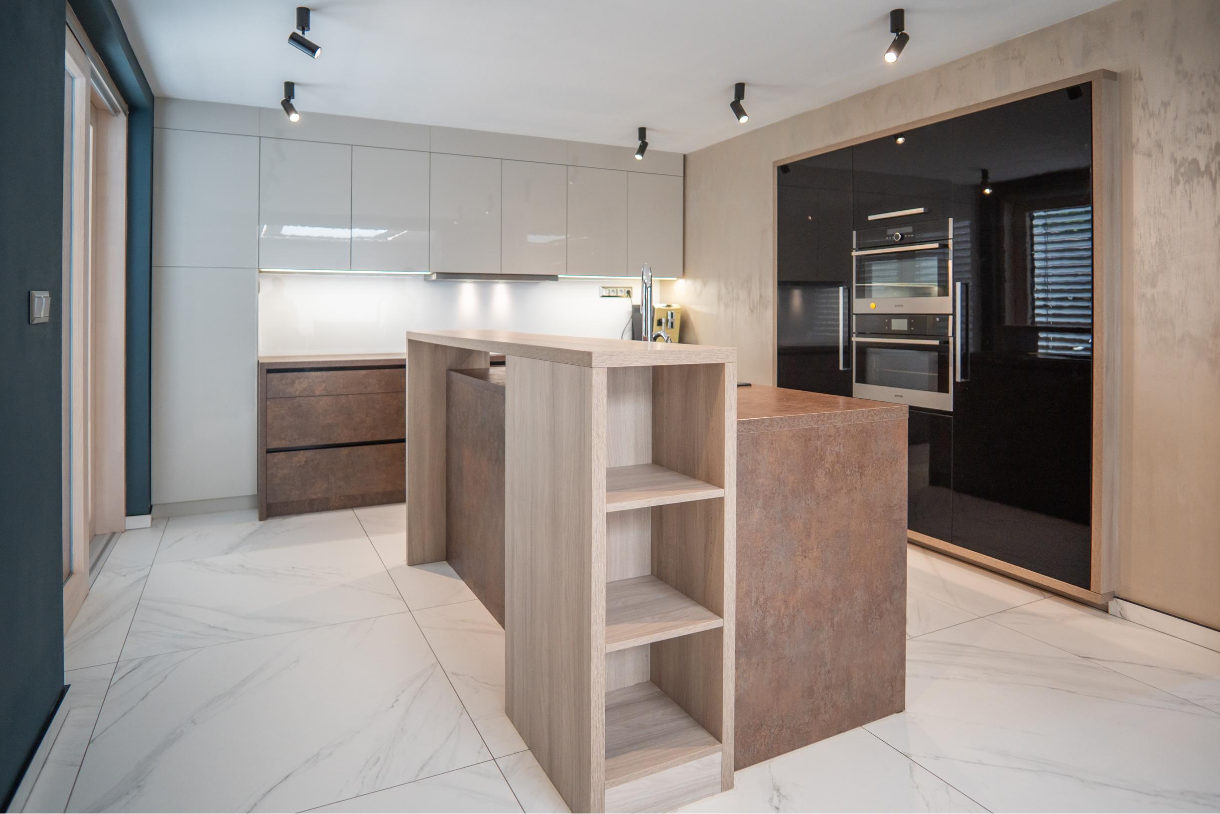 VILADOM KRÁSNA S RUKOPISOM ARCHITEKTA