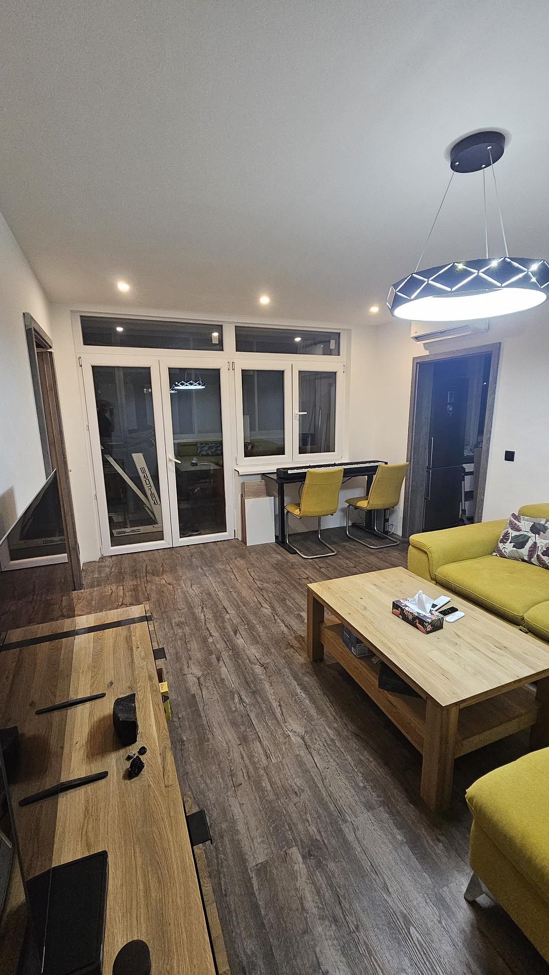 MODERNÝ 3-IZBOVÝ BYT PO REKONŠTRUKCII – KOŠICE TERASA